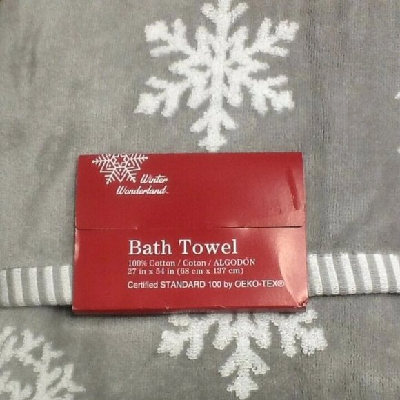 3 new Winter Wonderland 100% Cotton 27x54" BATH Towels - GRAY & WHITE SNOWFLAKES - Picture 2 of 6